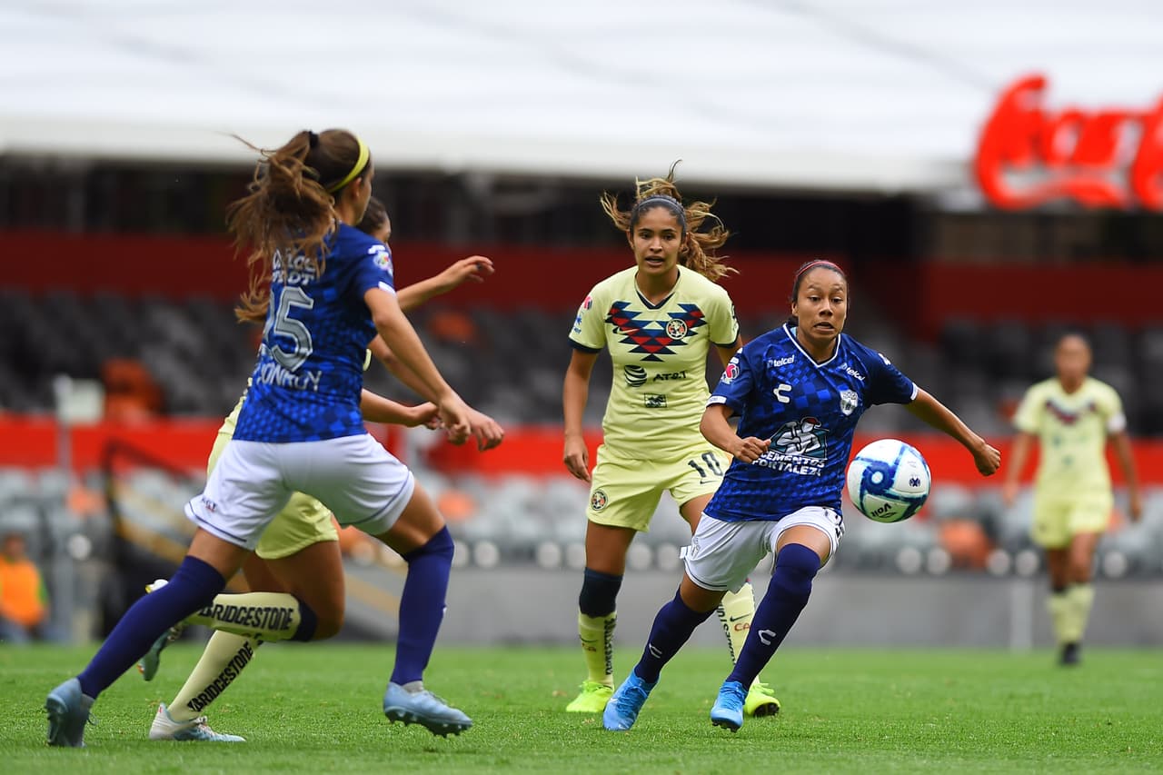 Esbeydi Salazar adelantó a las Tuzas pero Daniela Espinoza y un autogol de Cassidy le dieron la victoria a las azulcremas.