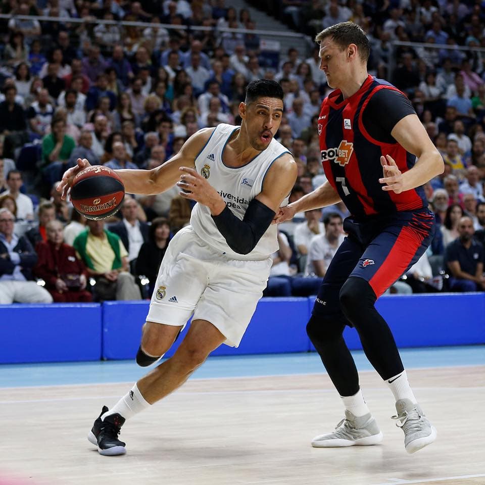 Real Madrid Baloncesto (España) - Gustavo Ayón, Rudy Fernández, Ognjen Kuzmic, Walter Tavares, Jeffery Taylor, Trey Thompkins y Anthony Randolph.
