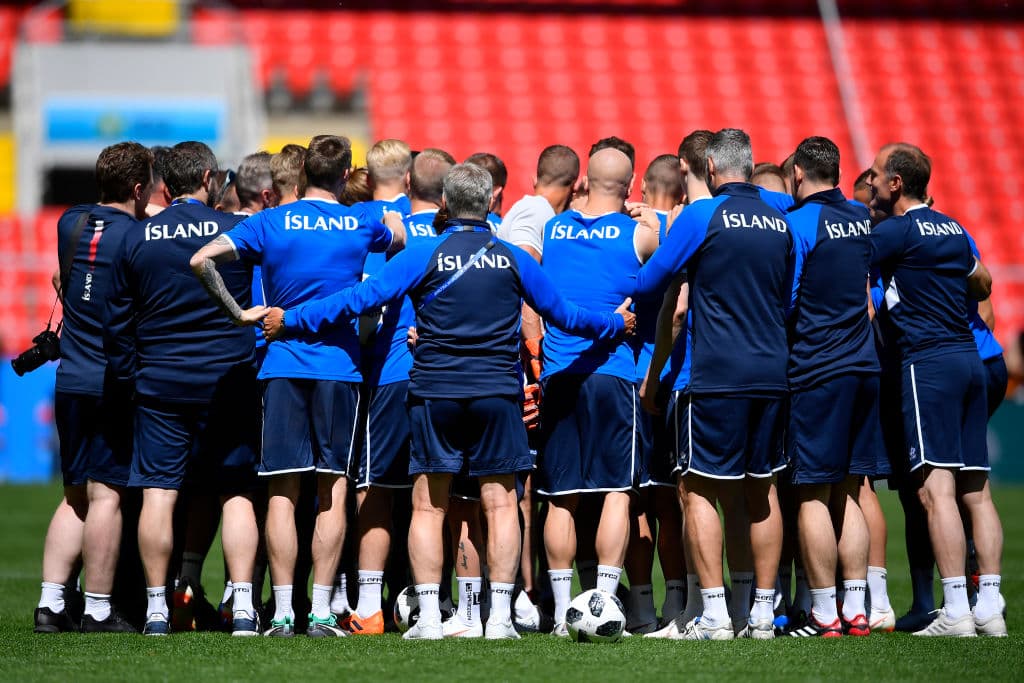 Pero en el mundo pocos equipos pueden darse el lujo de decir que son una gran sorpresa como lo es el islandés. Este equipo jugó con mucha gallardía en su debut mundialista ante Argentina.