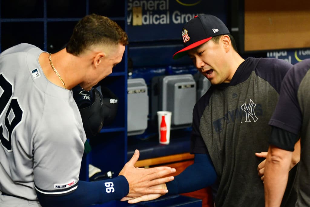 New York se spoderó de los dos primeros duelos de esta serie, ambas victorias en entradas adicionales, antes de que los Rays ganaran en sábado y domingo.