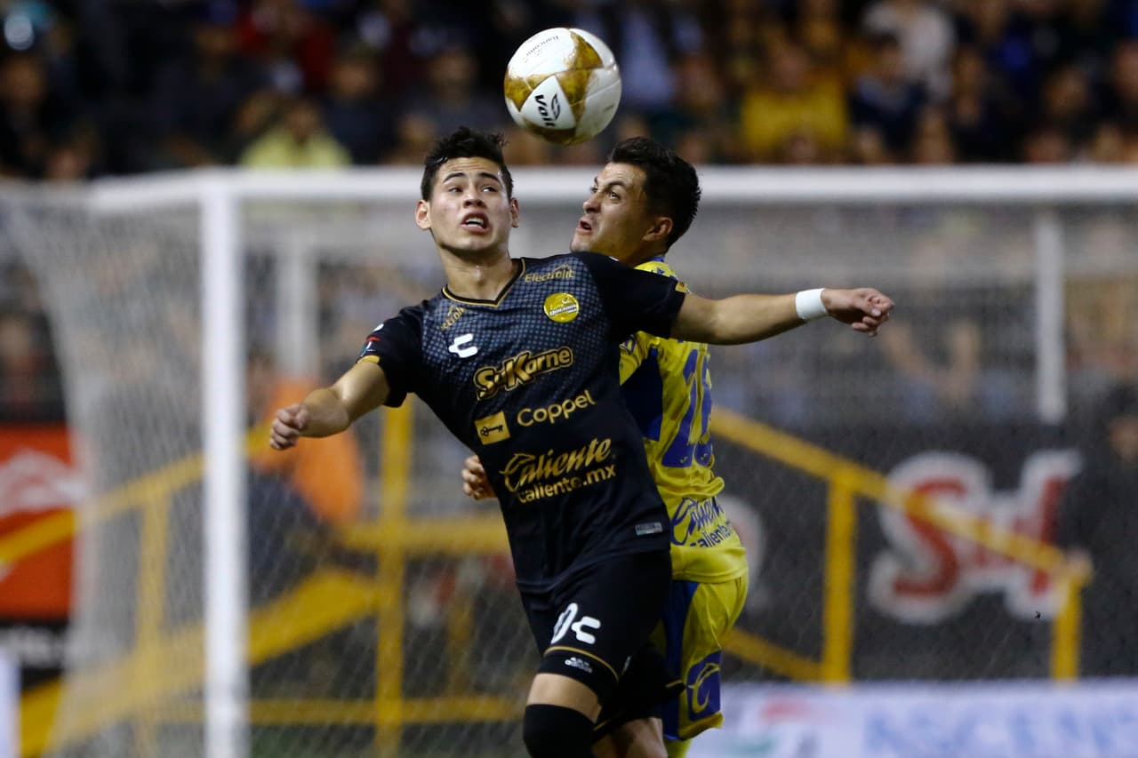 El partido iba avanzando, haciéndose adulto y el equipo de Culiacán se notaba más confiado, más peligroso y generaba buenas sensaciones.