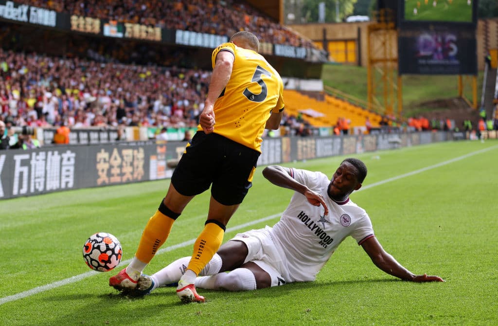 El Brentdford continúa dándole alegrías a su afición y consiguen su segunda victoria luego de vencer 0-2 al Wolverhampton.