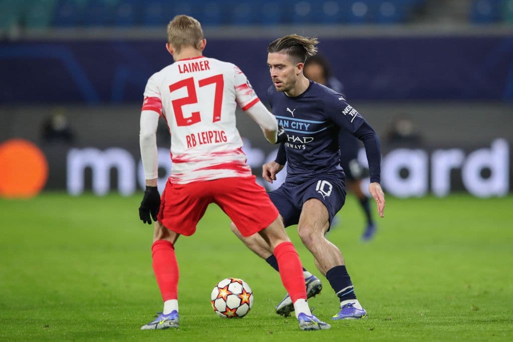 RB Leipzig derrota 2-1 al Manchester City de Pep Guardiola con goles de Dominik Szoboszlai y André Silva, para los 'Cityzens' descontó Riyad Mahrez ya al filo del partido. La escuadra alemana se queda con el tercero de grupo.
