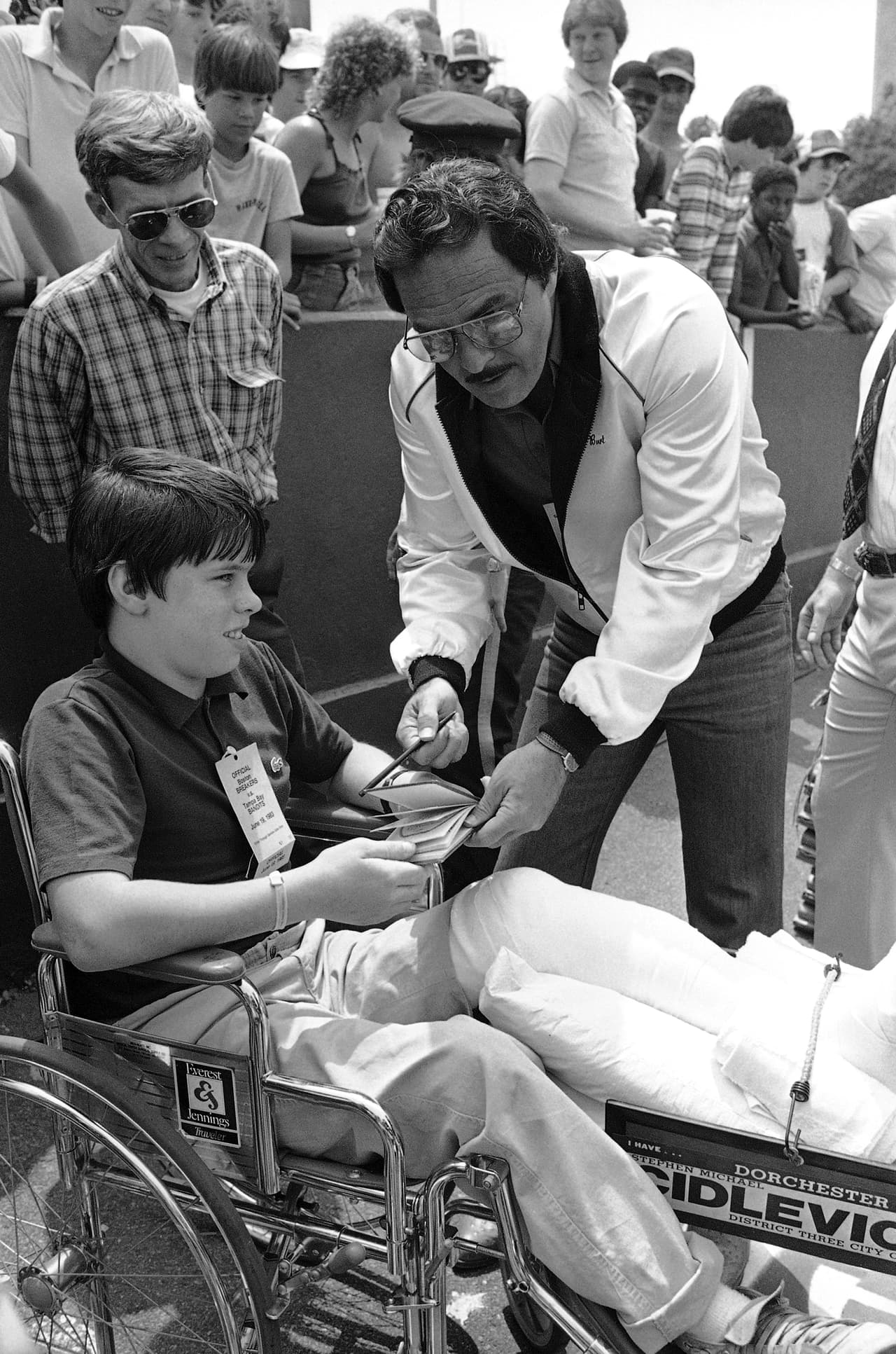 Esta imagen data de 1983 cuando era dueño moniritario del equipo Tampa Bay Bandits de la United States Football League (USFL).