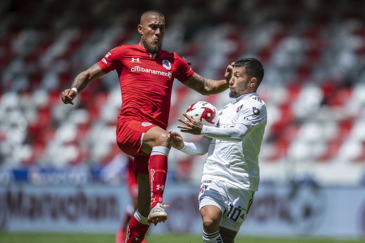 <b>Toluca 2-3 Atlas</b> | Toluca intentó pero no pudo ante unos sorpresivos Zorros que lograron importante victoria.