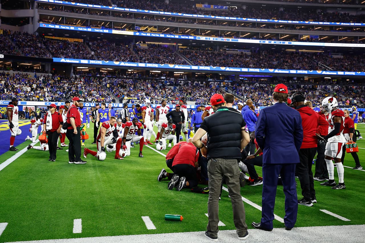 Los Ageles Rams fueron muy superiores a Arizona Cardinals en el último juego de la ronda de los comodines y avanzaron a la Ronda Divisional, donde se medirán a Tampa Bay Buccaneers.