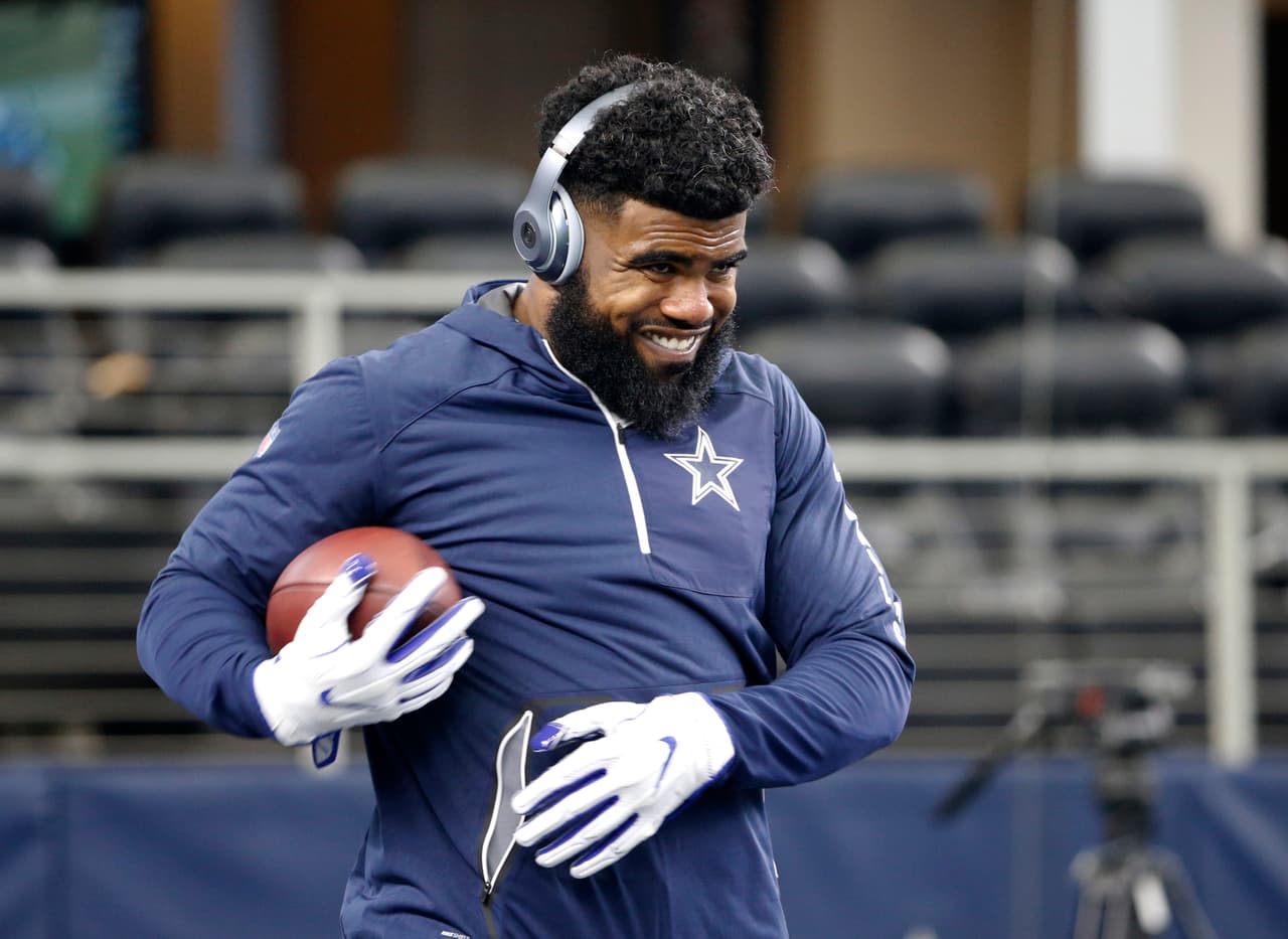 Dallas Cowboys running back Ezekiel Elliott warms up before an NFL football game against the New York Giants, Sunday, Sept. 10, 2017, in Arlington, Texas. (AP Photo/Ron Jenkins)