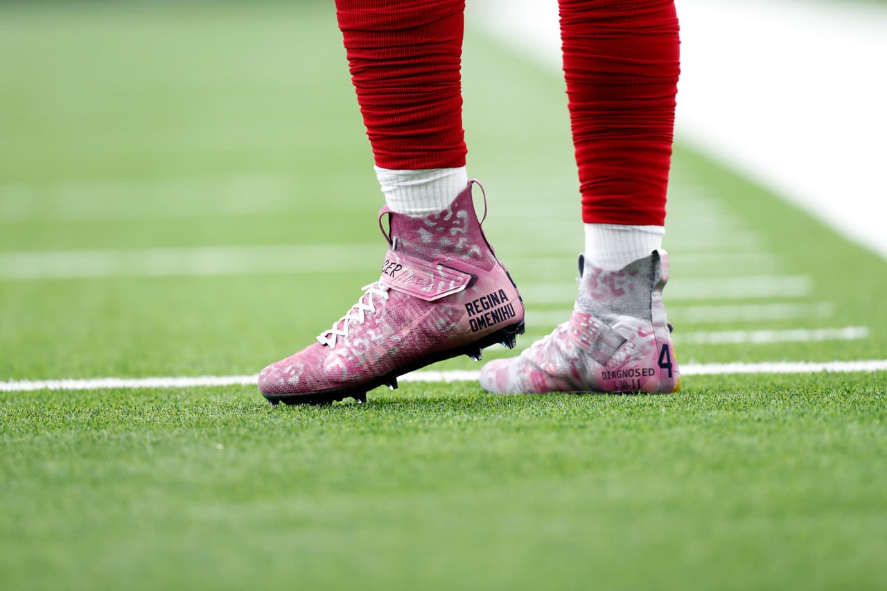 Charles Omenihu de Houston Texans