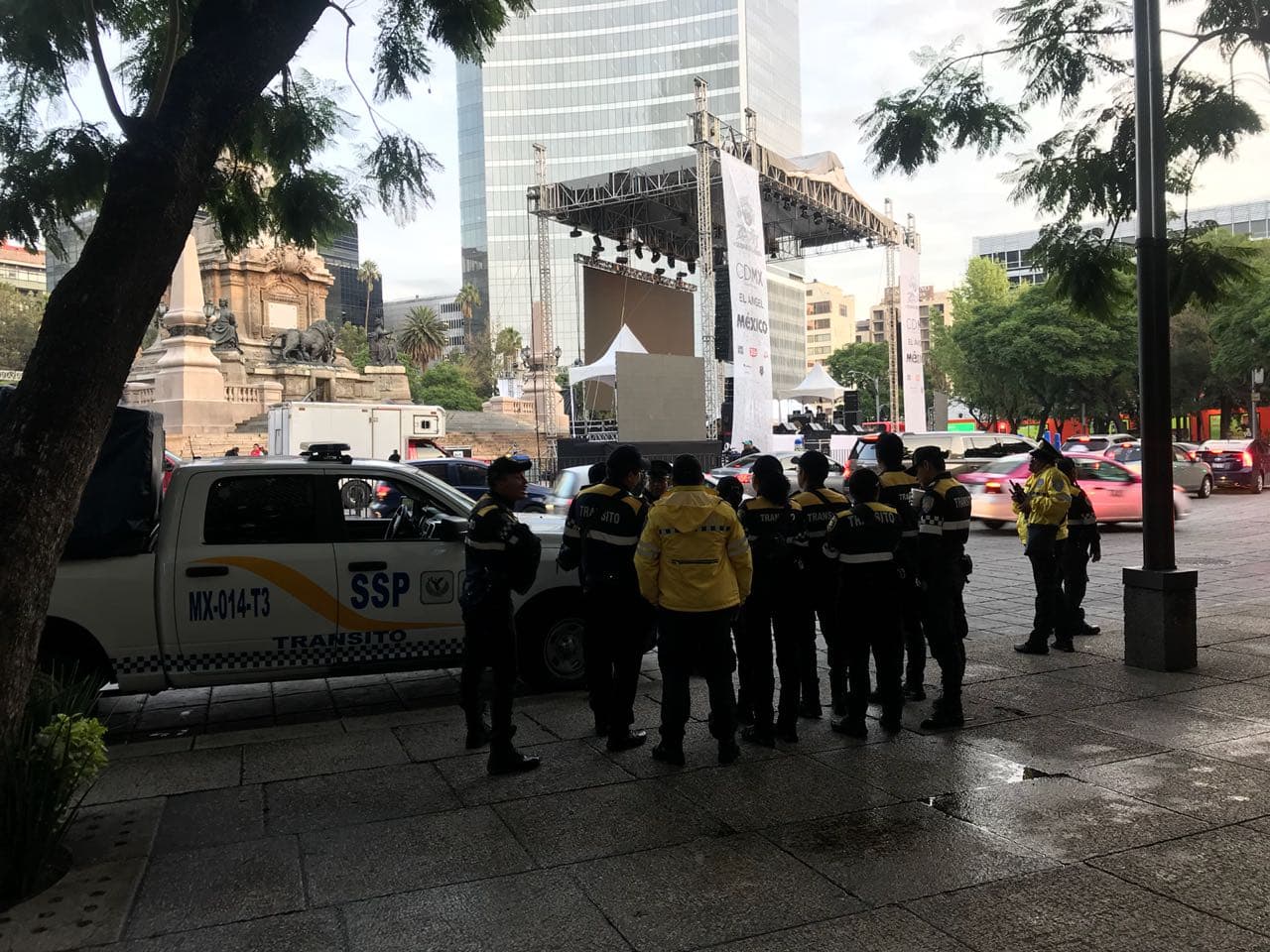 Las autoridades estuvieron pendientes de la seguridad y el orden en este espacio.