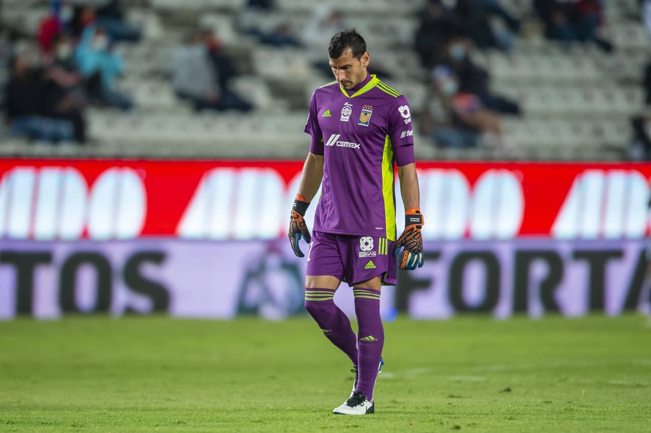 Nahuel Guzmán se vuelve a ‘comer’ otro gol de larga distancia