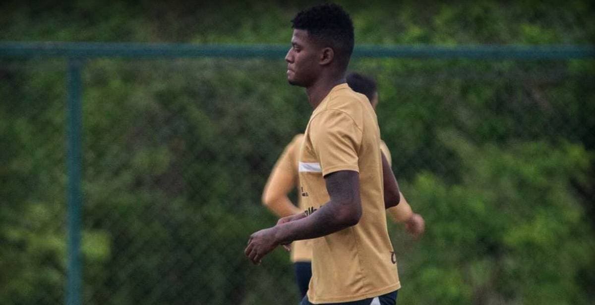 Washington Corozo vuelve a marcar con Pumas