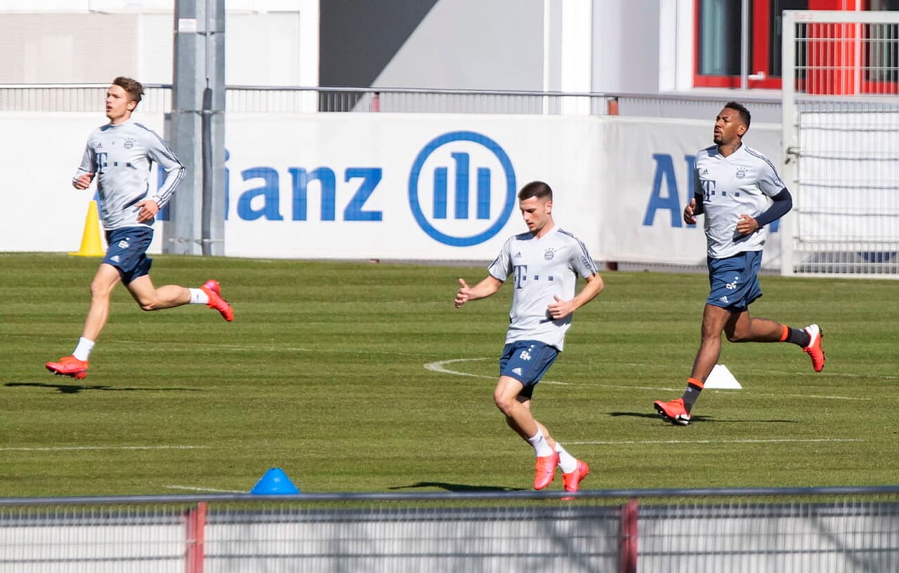 Los jugadores se integran poco a poco y de manera escalonada, evitando que todos se agruparan al mismo tiempo.