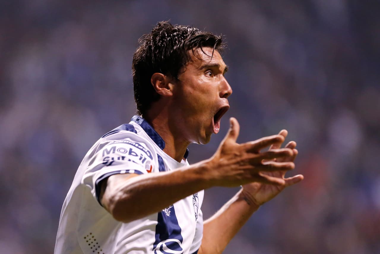 Fue al 90'+3 cuando el argentino Matías Alustiza conectó de cabeza, casi desde el suelo, para el 1-1 final, dándole un respiro a La Franja.