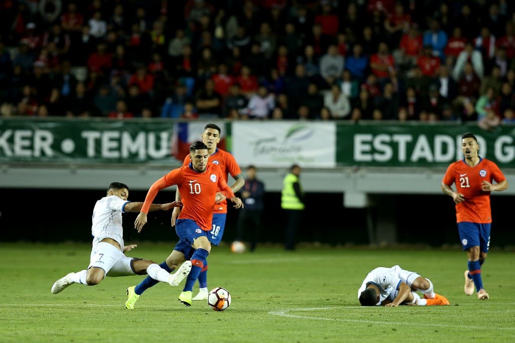 <b>Diego Valdés (Chile) - </b>El mediocampista del Morelia solo sumó 32 minutos en el triunfo de los australes ante Honduras. En el juego contra los Ticos se quedó en el banco de suplentes.