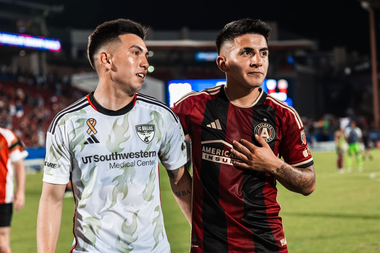 Alan Velasco y Thiago Almada, convocados por Argentina.