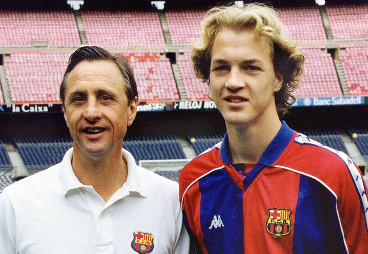 Aunque Jordi pasó por Barcelona y Manchester United, detrás suyo siempre pesó la sombra de su padre. El hijo no era el más brillante, pero vale destacar que estuvo en la nómina de 1999 cuando los 'Diablos Rojos' fueron campeones (quedó por fuera tras una lesión) y lideró el Alavés subcampeón de Copa Uefa en 2001.