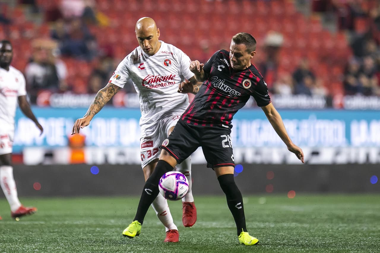 <b>Abraham González</b>
<br>- Es el último de los 'rusos' que juega en México.
<br>- Actualmente juega en el AEK Larnaca de la Liga de Chipre.
<br>- ¿Habrá más 'rusos' o con él acabó la legión?