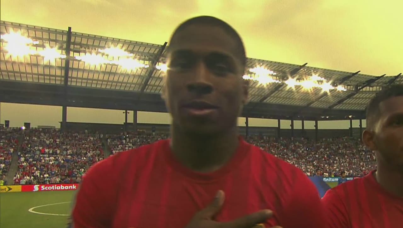 Valentín Pimentel: Cubrió bien en campo abierto por su banda, pero no realizó jugadas importantes en el ataque. Le faltó agregarse al frente cuando Panamá necesitaba el gol de la diferencia. Calificación: 6.