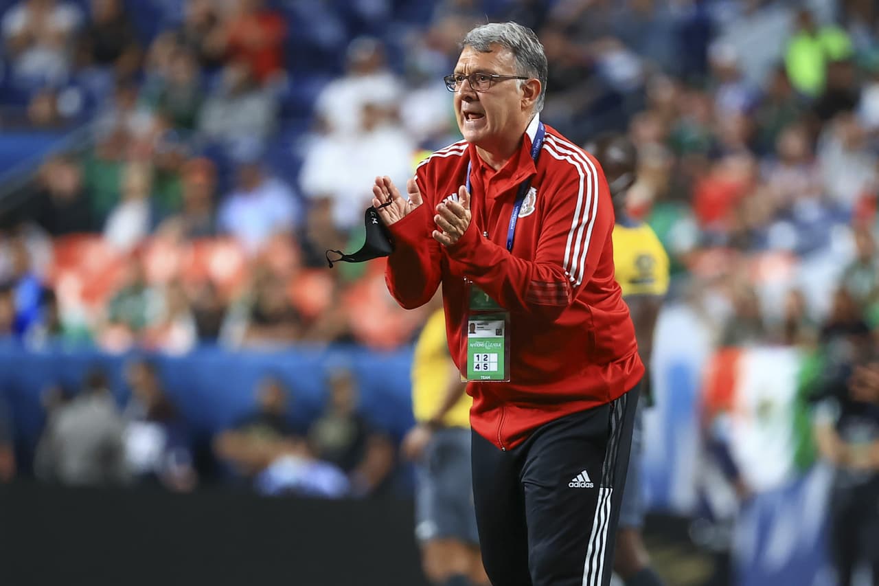 Martino advierte peligrosidad de El Salvador y ve un duelo difícil