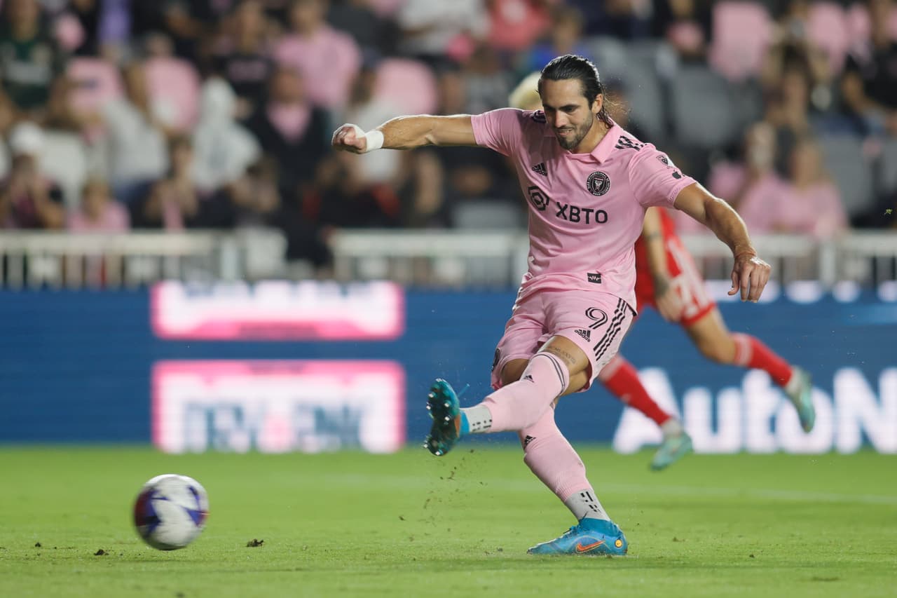 Delantero - LEONARDO CAMPANA (Inter Miami CF)