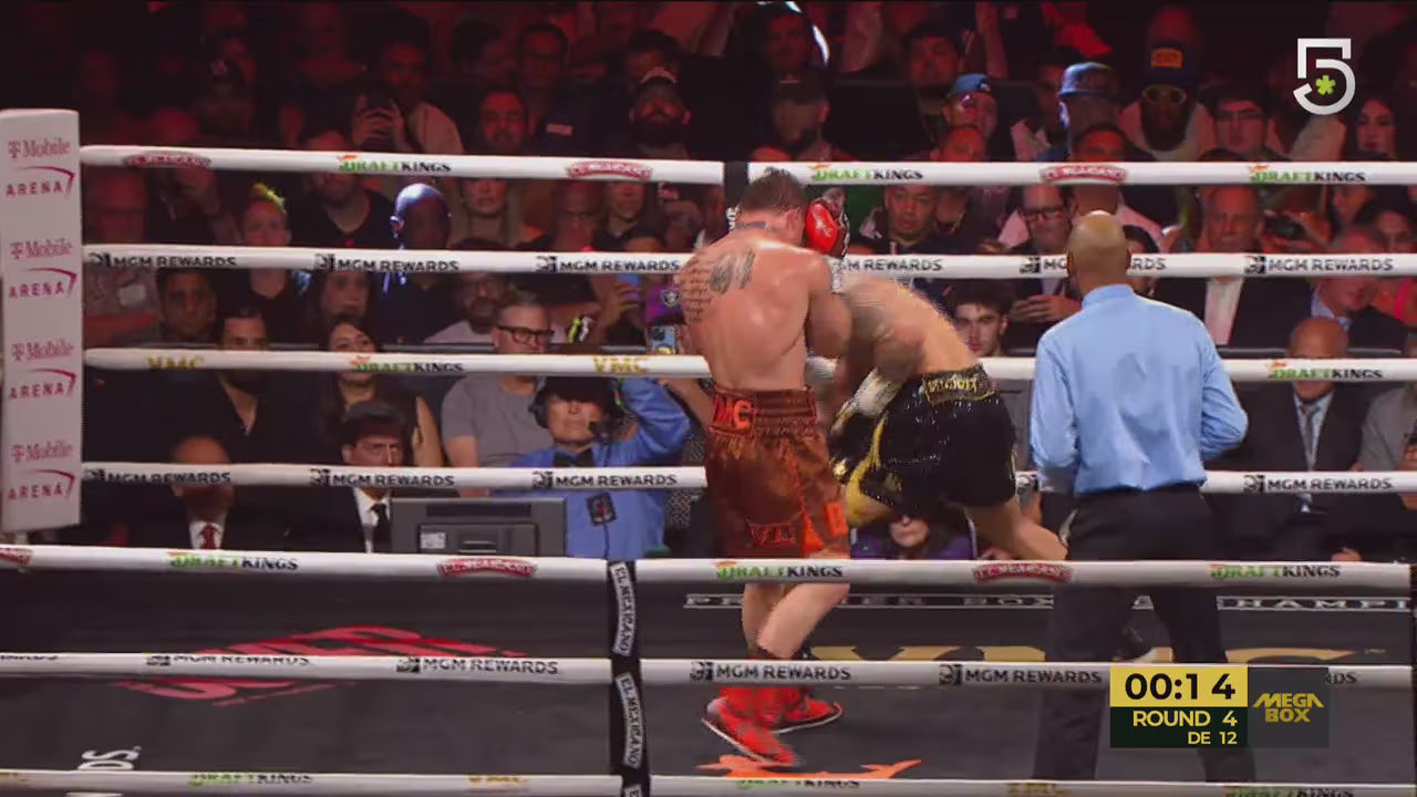 Round 4 | 'Canelo' se pone arriba en las tarjetas de boxeo | TUDN Boxeo ...