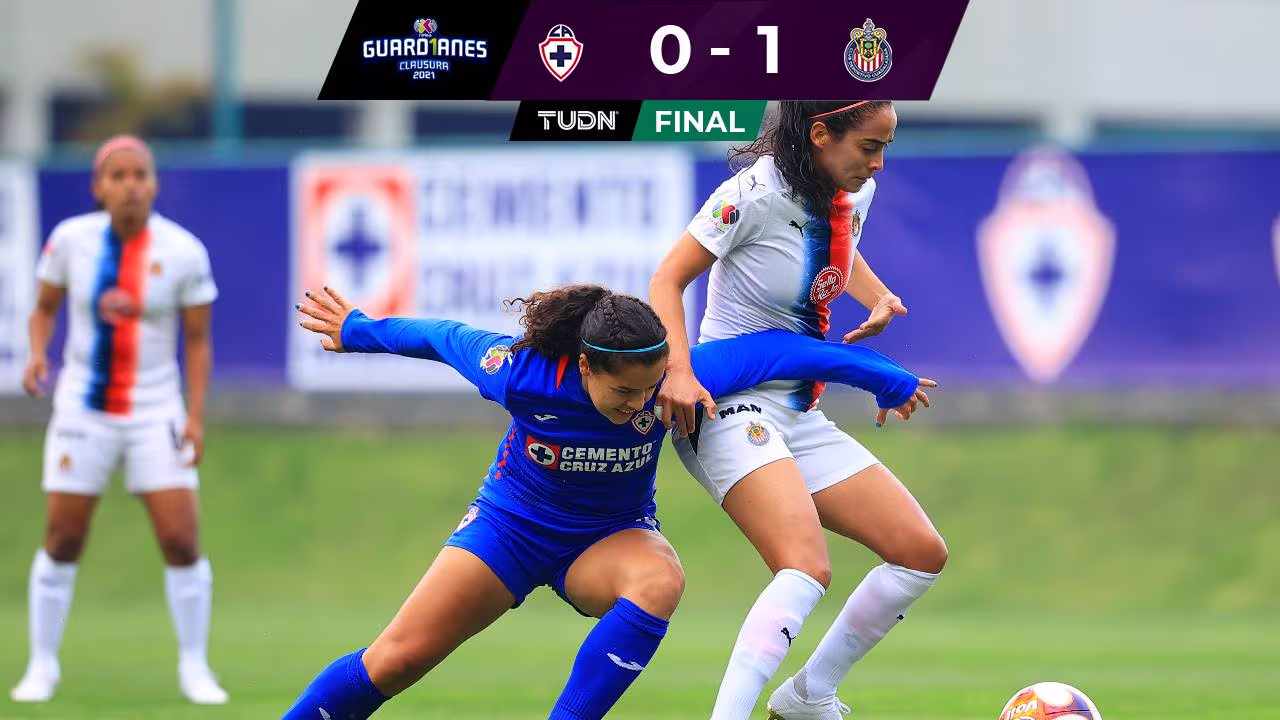Sin Licha Cervantes, Chivas Femenil vence a Cruz Azul y acecha el ...