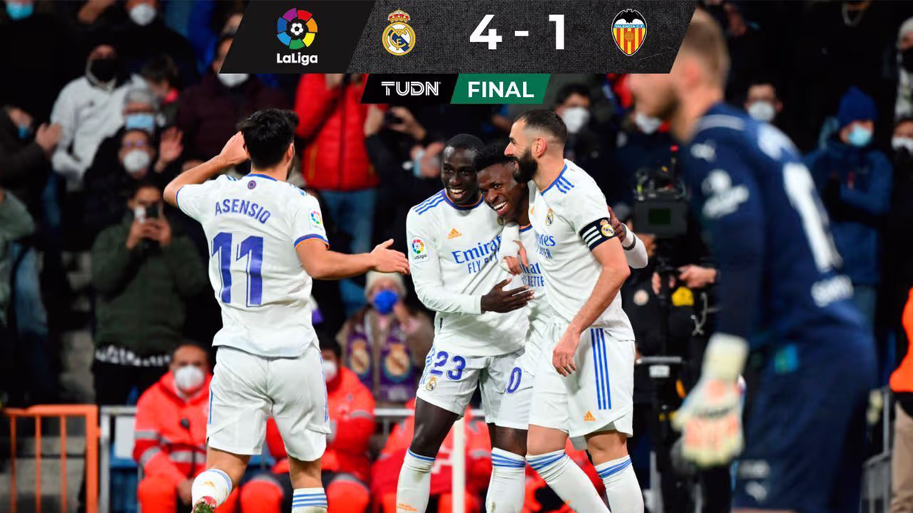 Benzema marca doblete y suma 301 goles con Real Madrid | TUDN Fútbol | TUDN