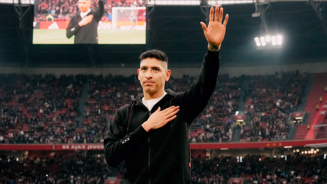 Edson Álvarez vuelve al Ajax para recibir un emotivo homenaje | TUDN ...