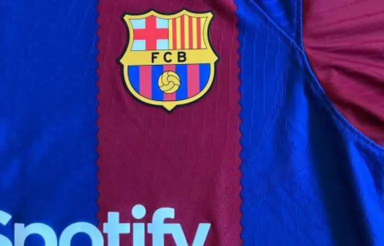 playera de barcelona negra