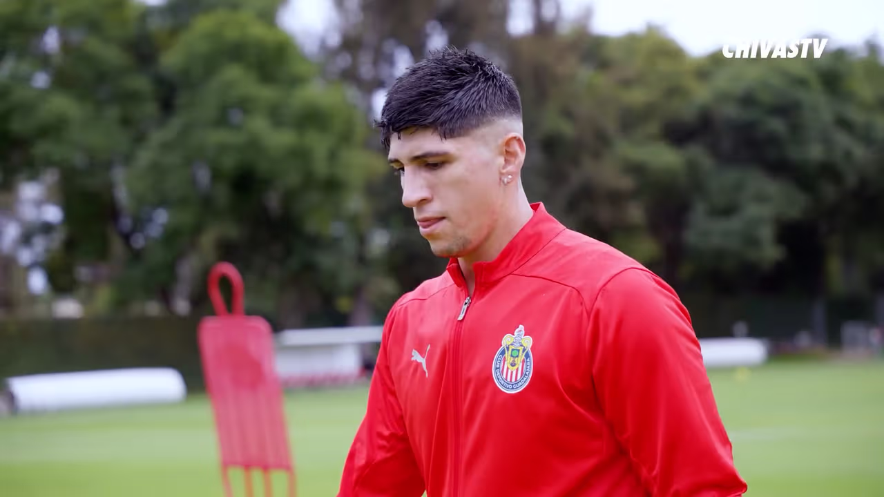 Alan Pulido no es más futbolista de Chivas | TUDN Liga MX | TUDN