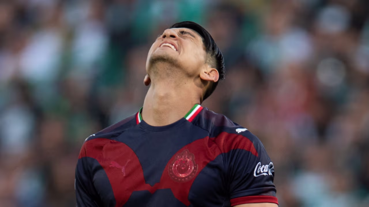Alan Pulido reconoce errores y falta de contundencia en Chivas | TUDN ...