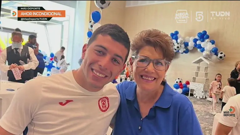 ¡Apoyo incondicional! Claudia Méndez, el motor de Erick Lira | TUDN ...