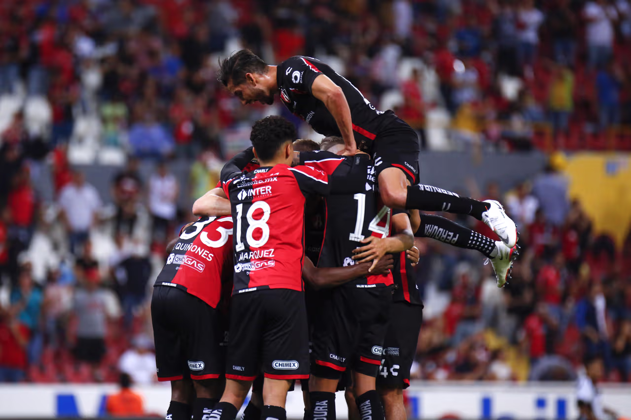 Fotos: Atlas derrota a Necaxa en el Estadio Jalisco y se mete zona ...