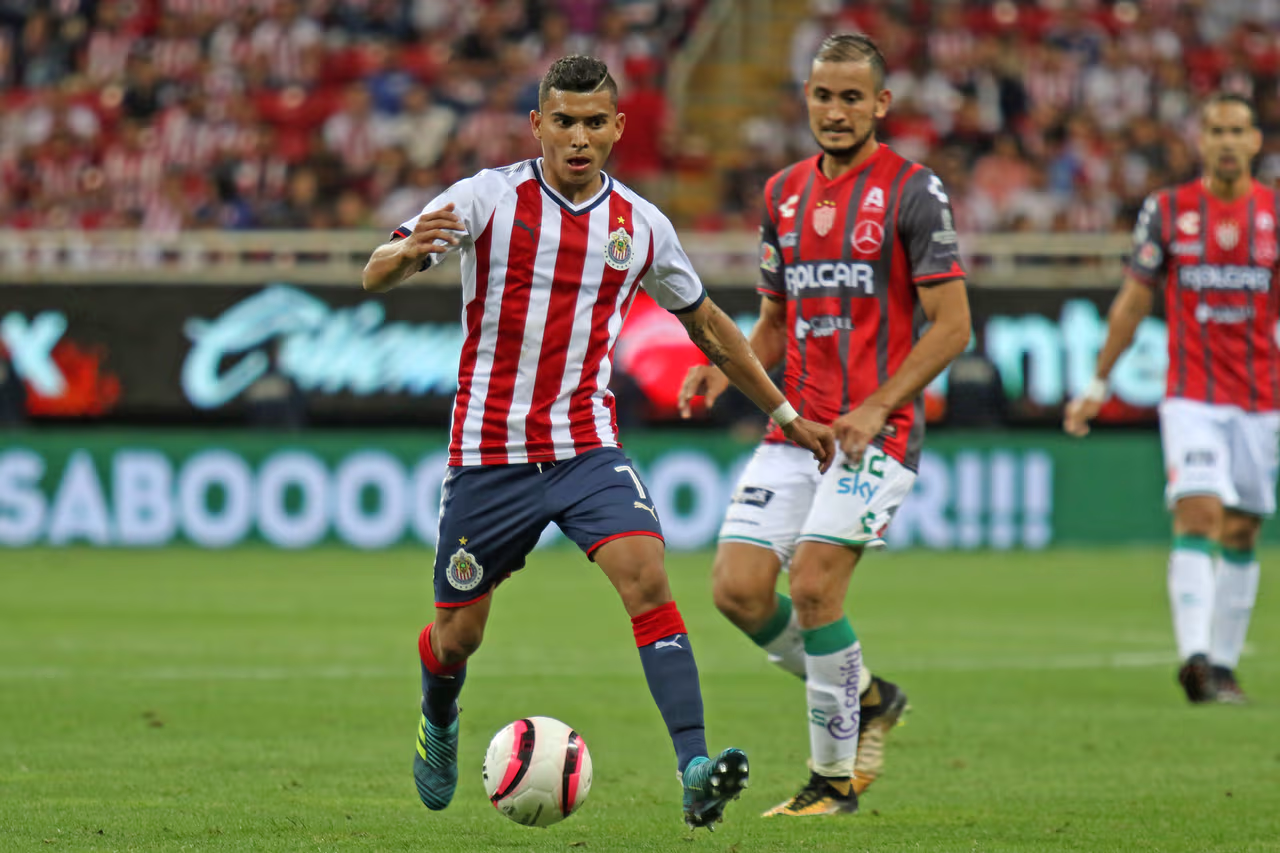 Cómo ver Chivas vs Necaxa en vivo, por la Liga MX | TUDN Liga MX | TUDN
