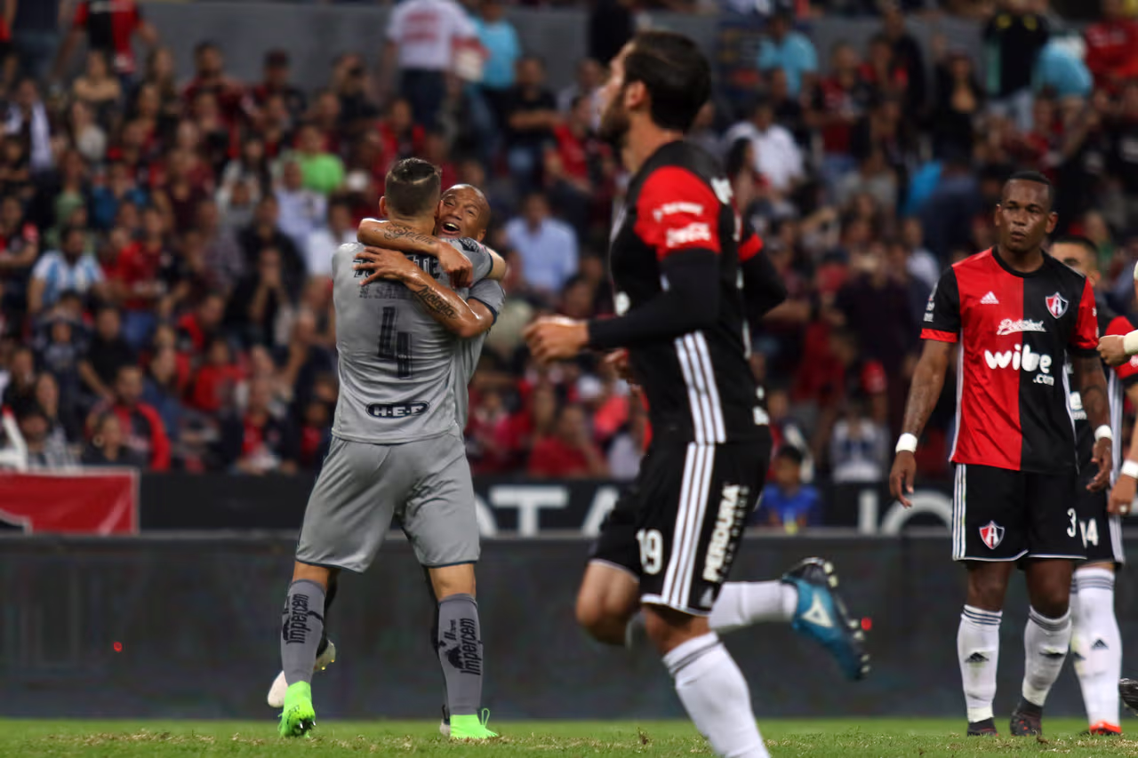 En fotos: Atlas y sus errores caen 0-1 ante Rayados en la fecha 9 de la ...
