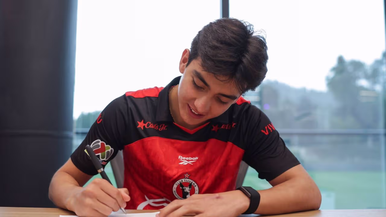 Tijuana anuncia histórico acuerdo con Gil Mora antes del Mundial