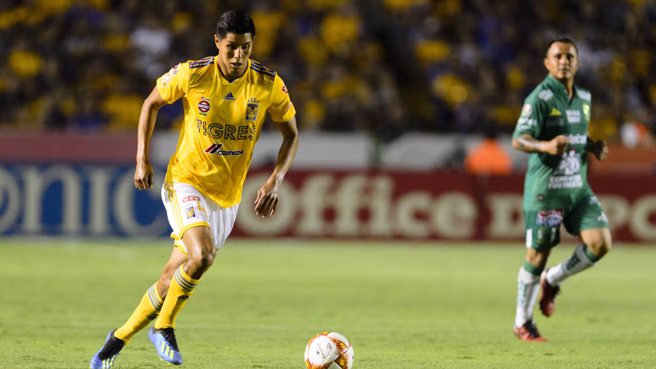 ¿Niño o niña? Hugo Ayala supo el sexo de su próximo hijo en el 'Volcán' | TUDN Liga MX