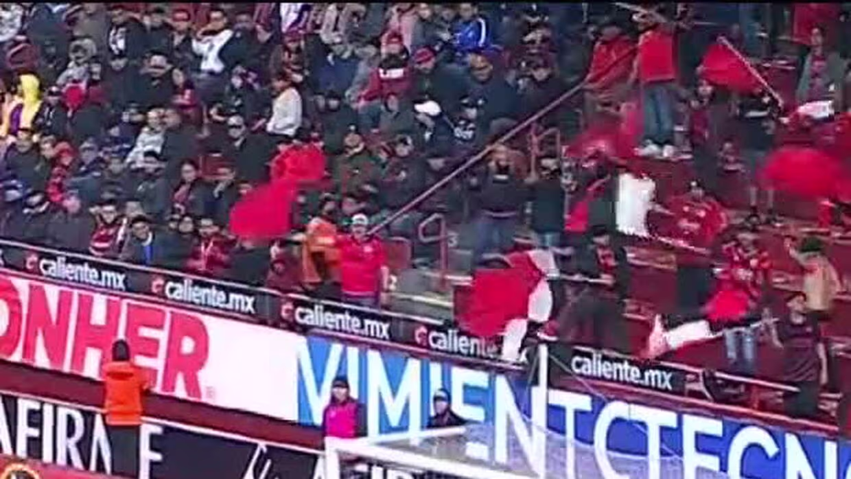 Shot by Cruz Azul | TUDN Liga MX | TUDN