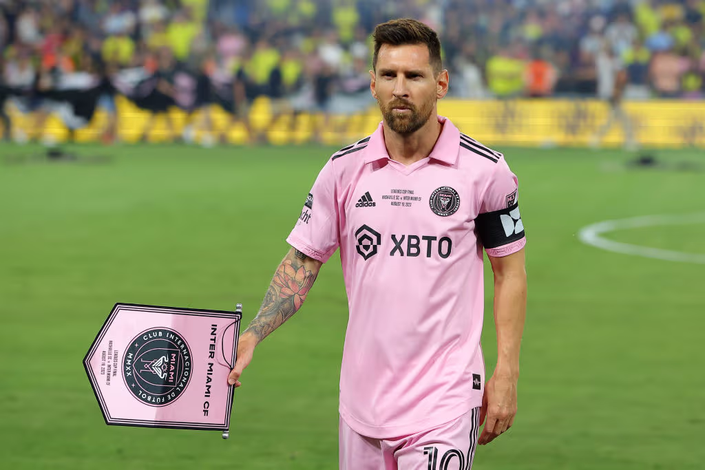 Lionel Messi está a dos partidos del título número 45 en su carrera ...