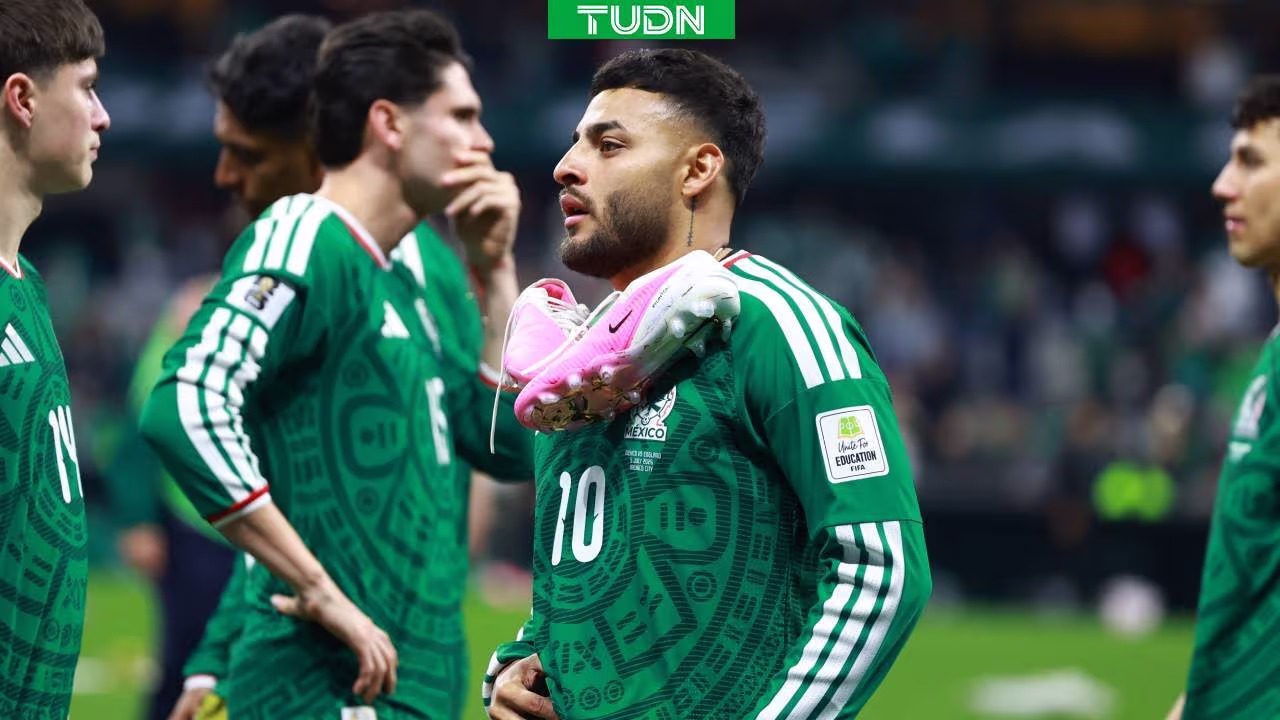 Alexis Vega analiza su posible retiro de la Selección Mexicana