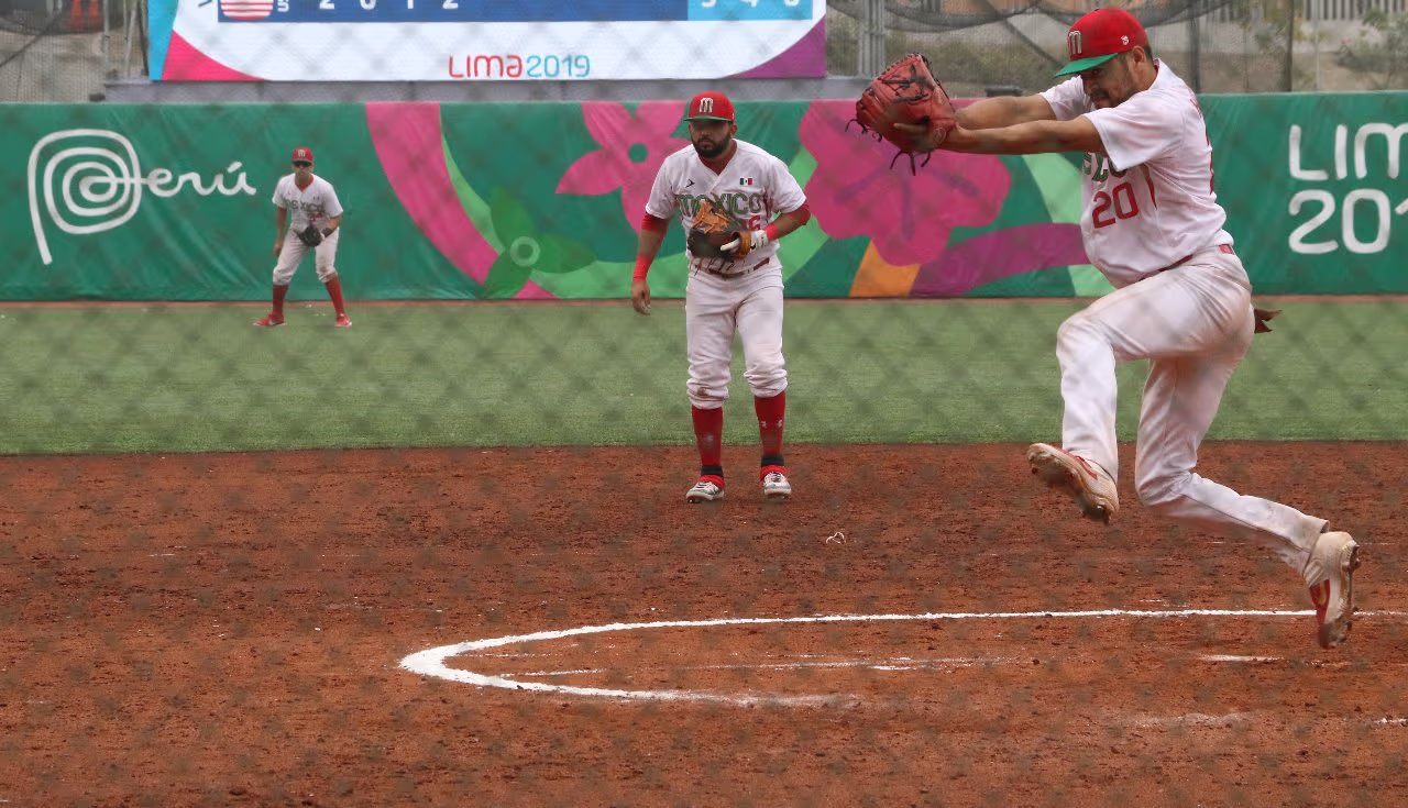 Estados Unidos derrota a México en softbol y va por el oro panamericano ...